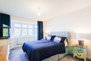 Photo 33- click for photo gallery